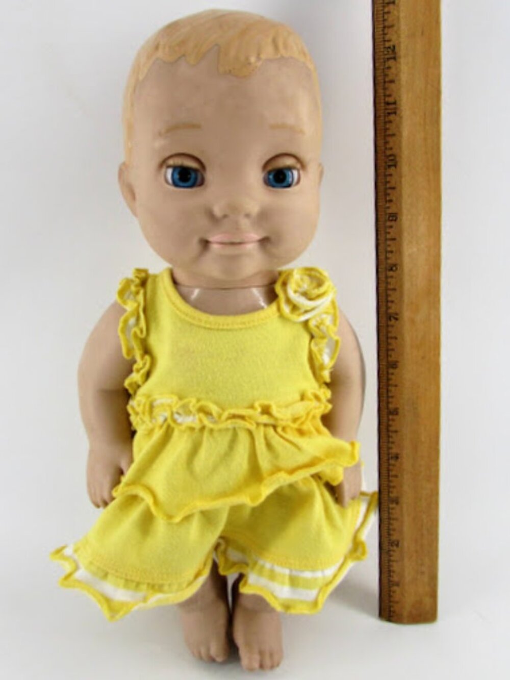 Luvabella Magic Mealtime Mia Interactive Doll from Spin Master.